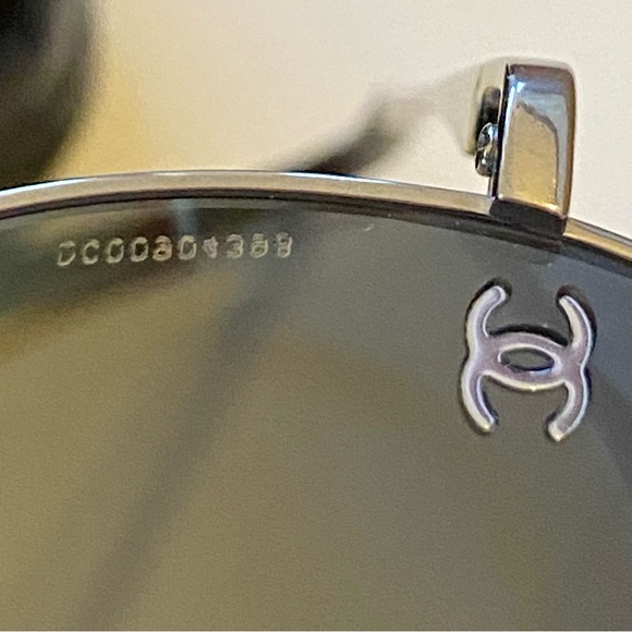 CHANEL AVIATOR SUNGLASSES - Picture 6 of 12